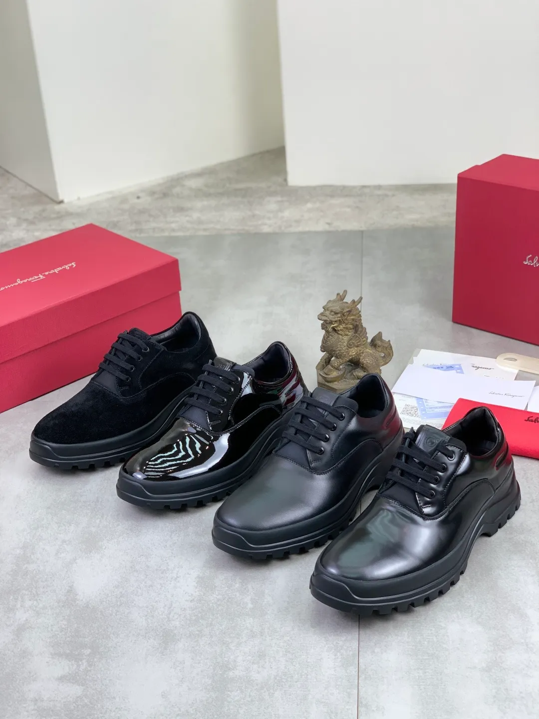 Men's men's shoes💰P640💰【New style】High quality water-dyed cowhide 🆘【Salvatore Ferragamo】Ferragamo's latest casual business leather shoes for men! Listed simultaneously! The fabric is made of specially imported original calfskin, and the interior is made of imported water-dyed cowhide. It is absolutely luxurious and leads the fashion trend. High-end foam outsole, matching sizes: 38-44 (45 and 46 can be customized) 4️⃣ colors available